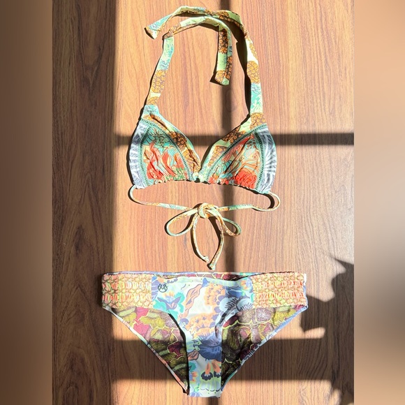 Double Layer Bikini Bottom - Picture 5 of 6